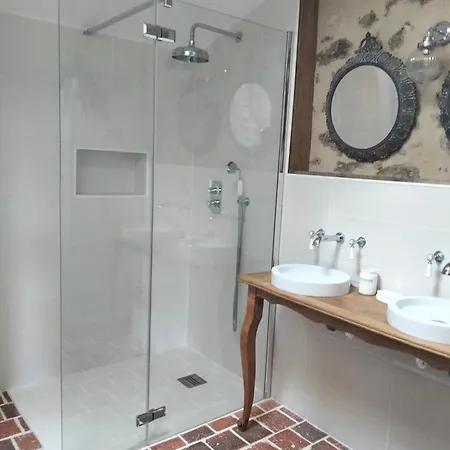 Les De Mouliere ベッド・アンド・ブレックファスト Liniers